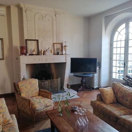 Chambre D Hote De La Paix Ла Рошфуко Екстериор снимка